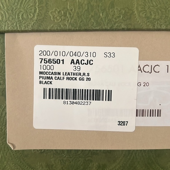 BRAND NEW: Gucci - GG logo-debossed leather lug loafers - Picture 13 of 13